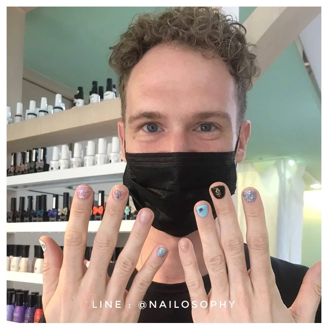 Nailosophy 是隆曼谷店内环境 — At the Salon